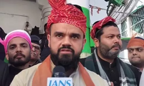 अजमेर: अजीत पवार की ओर से दरगाह में चादर पेश