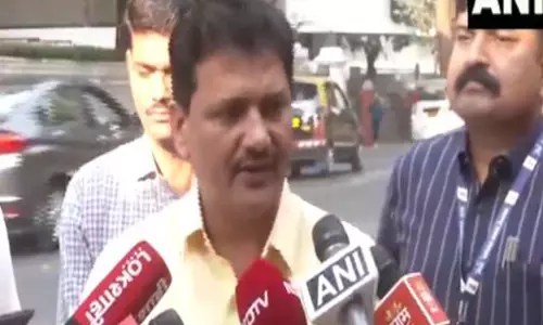 महाराष्ट्र स्वास्थ्य मंत्री ने HMPV वायरस पर कहा- किसी को चिंता करने की ज़रूरत नहीं है महाराष्ट्र स्वास्थ्य मंत्री ने HMPV वायरस पर कहा- किसी को चिंता करने की ज़रूरत नहीं है