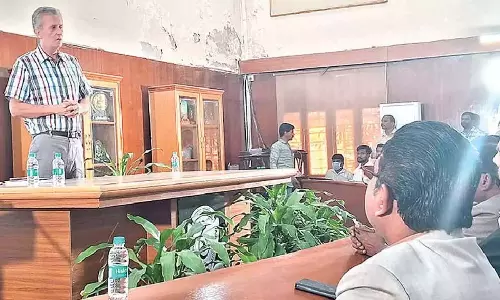 Telangana: ओयू ने उच्च शिक्षा के भविष्य पर दूरदर्शी व्याख्यान का आयोजन किया Telangana: ओयू ने उच्च शिक्षा के भविष्य पर दूरदर्शी व्याख्यान का आयोजन किया
