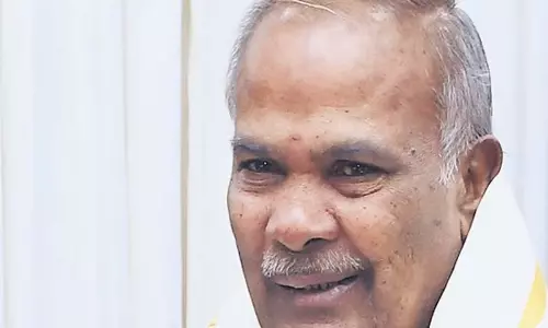 Tamil Nadu: राज्यपाल ने विधानसभा में दूरदर्शन को अनाधिकृत प्रवेश की अनुमति दी Tamil Nadu: राज्यपाल ने विधानसभा में दूरदर्शन को अनाधिकृत प्रवेश की अनुमति दी