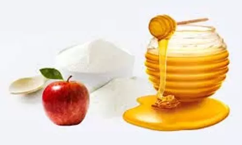 Homemade Face Mask: सर्दियों में दूधिया गोरा चेहरा चाहिए तो इस्तेमाल करें ये  असरदार होममेड फेस मास्क
