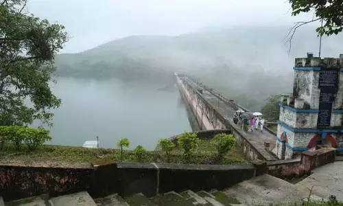 मुल्लापेरियार बांध की सुरक्षा के लिए: सुप्रीम कोर्ट का केंद्र सरकार को नोटिस मुल्लापेरियार बांध की सुरक्षा के लिए: सुप्रीम कोर्ट का केंद्र सरकार को नोटिस