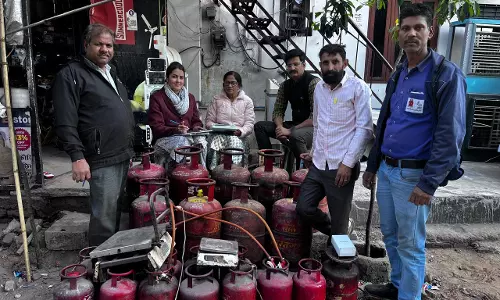 Jaipur: जिला कलेक्टर के निर्देश पर रसद विभाग की बड़ी कार्रवाई