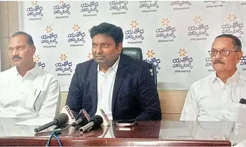 Telangana: मरीजों को घुटने की रिप्लेसमेंट सर्जरी पर विचार करना चाहिए