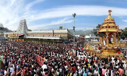 Tirupati Stampede: क्यों वैकुंठ एकादसी में भारी भीड़ उमड़ती है?