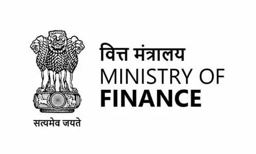 वित्त मंत्रालय ने बजट से पहले नवनियुक्त राजस्व सचिव को स्थानांतरित किया