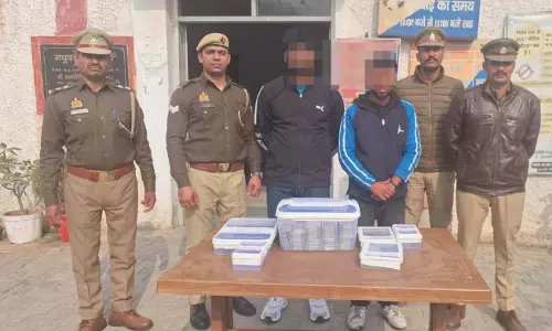 दो शातिर साइबर फ्रॉड करने वाले हुए गिरफ्तार, 24 लाख बरामद, VIDEO दो शातिर साइबर फ्रॉड करने वाले हुए गिरफ्तार, 24 लाख बरामद, VIDEO