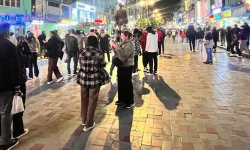 Sikkim की नाइटलाइफ़ आधी रात से एक घंटे पहले खत्म हो जाएगी Sikkim की नाइटलाइफ़ आधी रात से एक घंटे पहले खत्म हो जाएगी