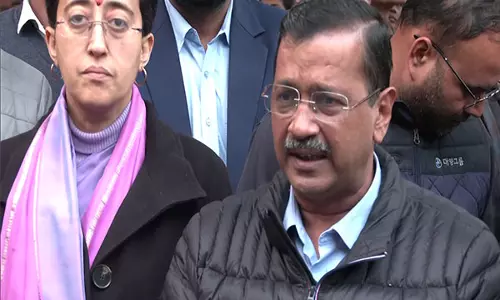 AAP प्रतिनिधिमंडल ने चुनाव आयोग से मुलाकात की, चिंता जताई AAP प्रतिनिधिमंडल ने चुनाव आयोग से मुलाकात की, चिंता जताई