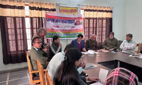 Churu: एसडीएम बिजेंद्र सिंह ने अटल जन सेवा शिविर में सुनीं जनसमस्याएं