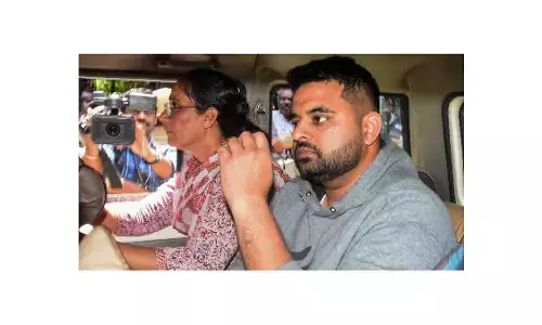 Prajwal Revanna यौन उत्पीड़न मामला: उच्च न्यायालय ने आरोप तय करने पर रोक लगाई