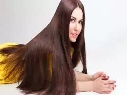 Hair Tips: बालों को चमकदार और खूबसूरत बनाने के आसान तरीके, जरूर आजमाएं