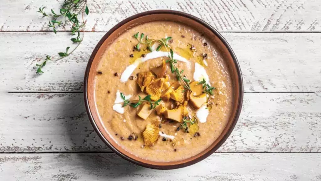 Soup Recipe: सूप स्वाद में लाजवाब और बनाने में आसान है Soup Recipe: सूप स्वाद में लाजवाब और बनाने में आसान है