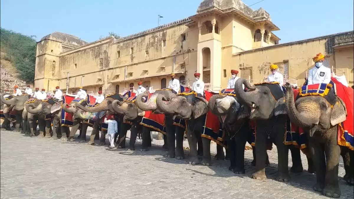 Jaipur: आम आदमी को राहत पहुंचाना लोकसेवक का प्राथमिक दायित्व