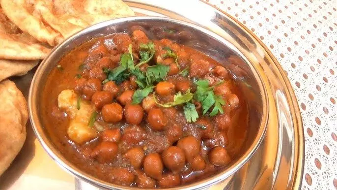 Chana-aloo की सब्जी सेहत के साथ मिलेगा गजब का स्वाद