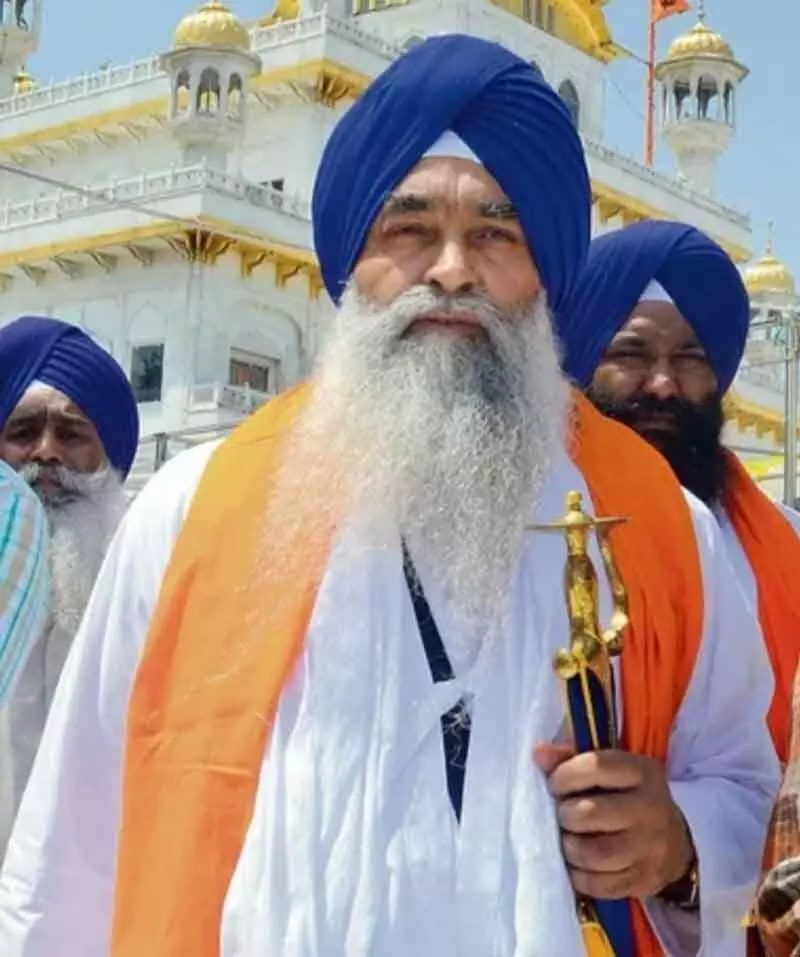 SGPC अध्यक्ष ने शिअद की महत्वपूर्ण बैठक से पहले अकाल तख्त जत्थेदार से मुलाकात की