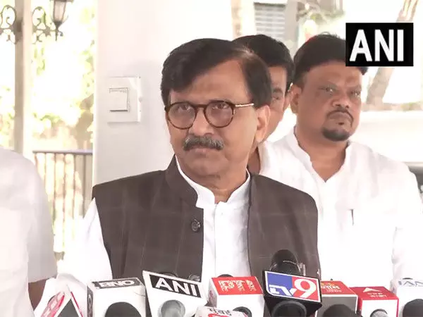 Sanjay Raut ने इंडिया ब्लॉक में समन्वय की कमी को लेकर कांग्रेस की आलोचना की