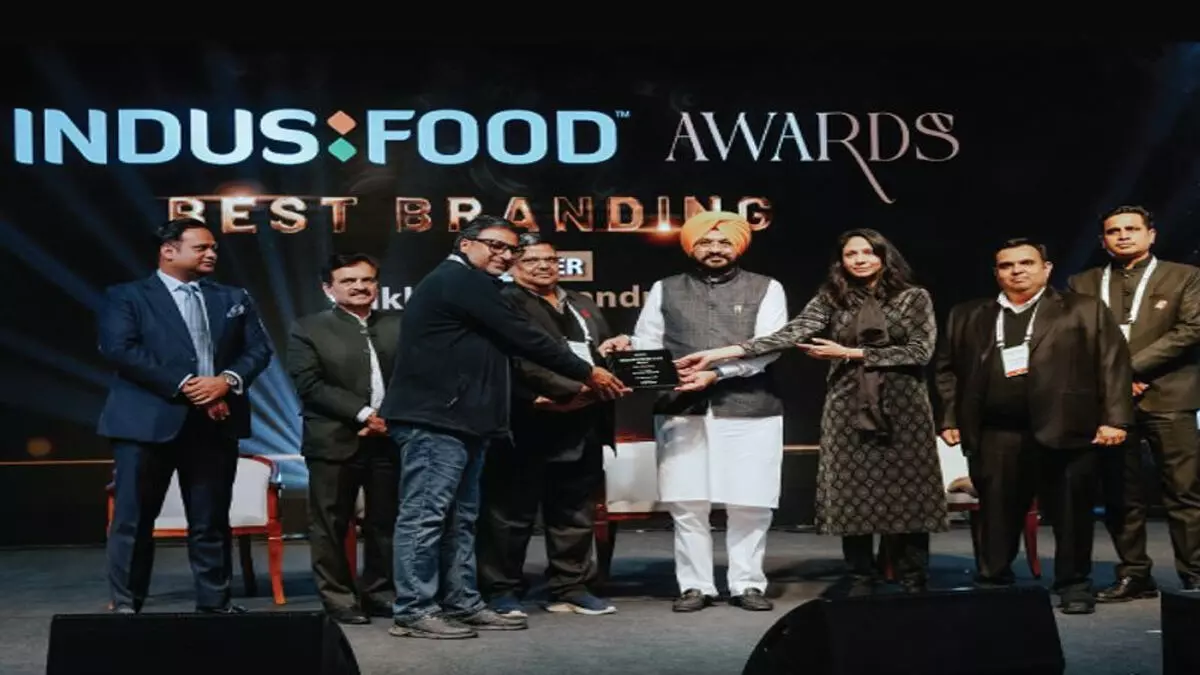 Indusfood  2025 में बी.सी. को सर्वश्रेष्ठ ब्रांडिंग पुरस्कार से सम्मानित किया गया