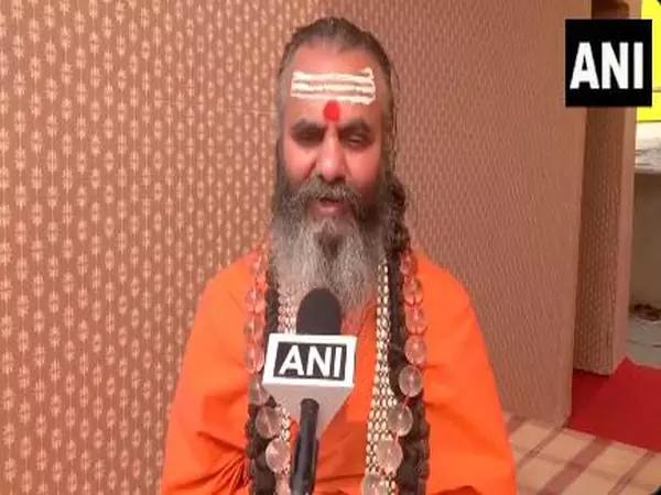 शंकराचार्य नरेंद्रानंद सरस्वती ने समान नागरिक संहिता और जनसंख्या नियंत्रण के क्रियान्वयन की वकालत की शंकराचार्य नरेंद्रानंद सरस्वती ने समान नागरिक संहिता और जनसंख्या नियंत्रण के क्रियान्वयन की वकालत की