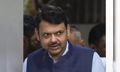 सीएम फडणवीस ने उच्चस्तरीय बैठक में की 19 योजनाओं की समीक्षा