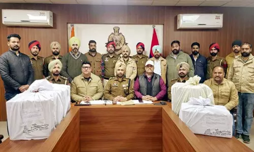 Punjab: फाजिल्का पुलिस ने 2.10 लाख से अधिक नशीली गोलियां जब्त कीं Punjab: फाजिल्का पुलिस ने 2.10 लाख से अधिक नशीली गोलियां जब्त कीं