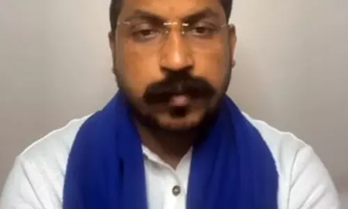 यूपी में जंगलराज, सीएम योगी अपना रहे तानाशाही रवैया : चंद्रशेखर आजाद यूपी में जंगलराज, सीएम योगी अपना रहे तानाशाही रवैया : चंद्रशेखर आजाद