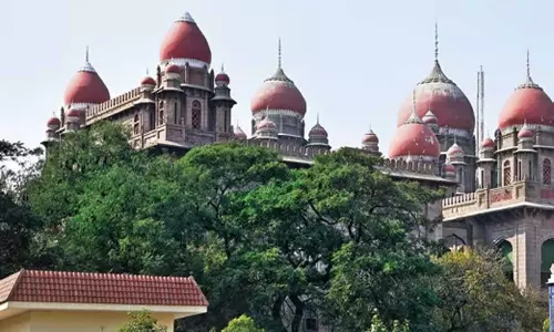 Telangana: तेलंगाना हाईकोर्ट ने सुबह के शो की जरूरत पर सवाल उठाया