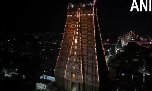 Trichy के श्री रंगनाथस्वामी मंदिर में भक्तों ने मनाई वैकुंठ एकादशी