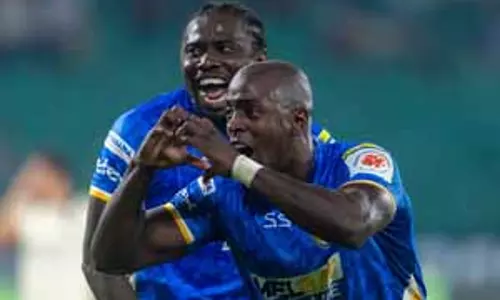 ISL 2024-25: ओडिशा एफसी ने चेन्नईयिन एफसी को 2-2 से बराबरी पर रोका ISL 2024-25: ओडिशा एफसी ने चेन्नईयिन एफसी को 2-2 से बराबरी पर रोका
