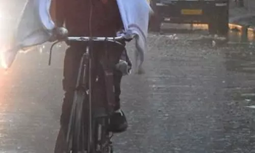IMD ने राजस्थान के कुछ हिस्सों में बारिश और ओलावृष्टि की चेतावनी दी IMD ने राजस्थान के कुछ हिस्सों में बारिश और ओलावृष्टि की चेतावनी दी