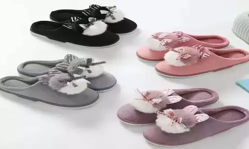 Winter Footwear Collection:  इस सर्दी में ट्रेंड में हैं ये स्टाइलिश विंटर फुटवियर कलेक्शन