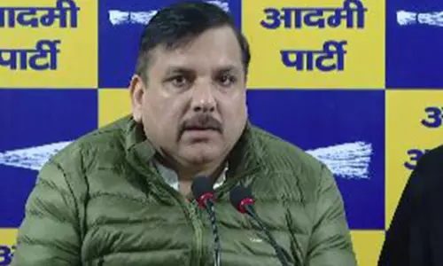 BJP ने वोट खरीदने के लिए खुलेआम 1,100 रुपये बांटे, आप के संजय सिंह ने आरोप लगाया