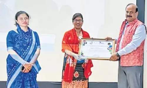 सुसांता नंदा को Odisha में मीठे पानी के संरक्षक के रूप में सम्मानित किया