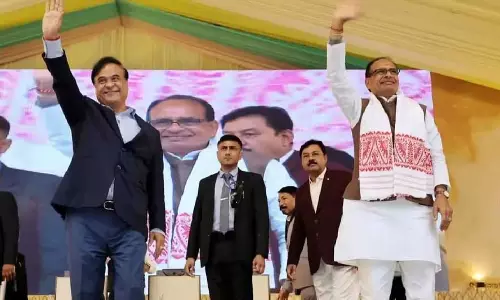 Assam में 50,000 पीएमएवाई-जी घरों का वर्चुअल उद्घाटन Assam में 50,000 पीएमएवाई-जी घरों का वर्चुअल उद्घाटन