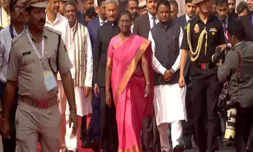 राष्ट्रपति मुर्मू प्रवासी भारतीय सम्मान पुरस्कार समारोह में भाग लेने के लिए Odisha पहुंचे