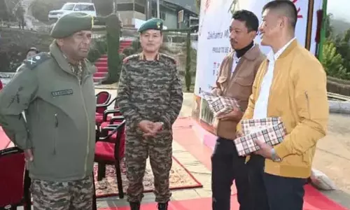 Nagaland : रेड शील्ड के जीओसी ने जाखामा में पूर्व सैनिकों से बातचीत की Nagaland : रेड शील्ड के जीओसी ने जाखामा में पूर्व सैनिकों से बातचीत की