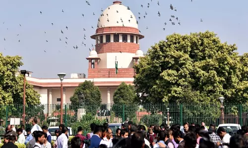 SC ने UP प्रशासन से मस्जिद के बाहर कुएं के संबंध में नगर पालिका के नोटिस को प्रभावी न करने को कहा SC ने UP प्रशासन से मस्जिद के बाहर कुएं के संबंध में नगर पालिका के नोटिस को प्रभावी न करने को कहा