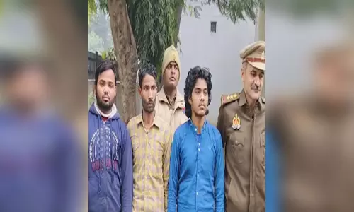 स्टील कारोबारी के घर डकैती डालने वाले नौकर समेत 3 गिरफ्तार, 50 लाख से ज्यादा का माल बरामद
