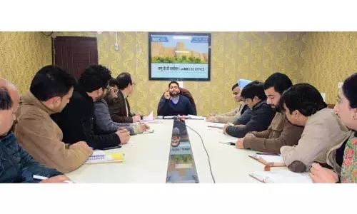 DC जम्मू ने गैर-जिम्मेदाराना तरीके से कूड़ा फेंकने के खिलाफ सख्त कार्रवाई के निर्देश