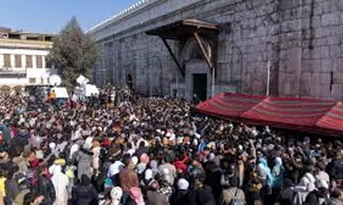 Syria: मस्जिद में भगदड़ में तीन महिलाओं की मौत, कई बच्चे घायल