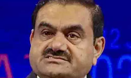 Maha Kumbh : अडानी ने सनातन साहित्य सेवा के लिए गीता प्रेस के साथ साझेदारी की Maha Kumbh : अडानी ने सनातन साहित्य सेवा के लिए गीता प्रेस के साथ साझेदारी की