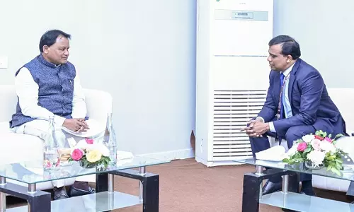 कॉग्निजेंट के CEO रवि कुमार ने सीएम मोहन माझी से मुलाकात की कॉग्निजेंट के CEO रवि कुमार ने सीएम मोहन माझी से मुलाकात की