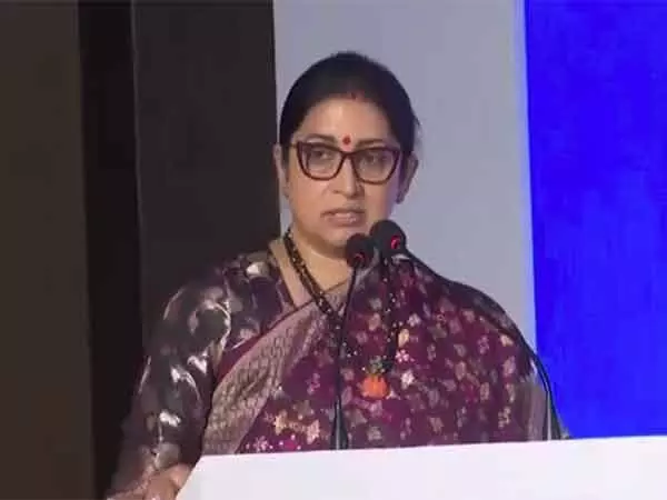 Smriti Irani ने 100,000 विधवाओं को सशक्त बनाने के लिए हर स्किल, हर फ्यूचर पहल के शुभारंभ को संबोधित किया