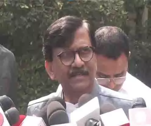 भारत ब्लॉक को बचाने की जिम्मेदारी कांग्रेस की है: Sanjay Raut