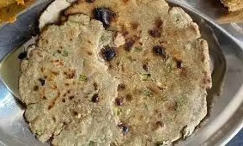 Bajra ki Roti: स्वादिष्ट और हेल्थी बाजरा गार्लिक रोटी