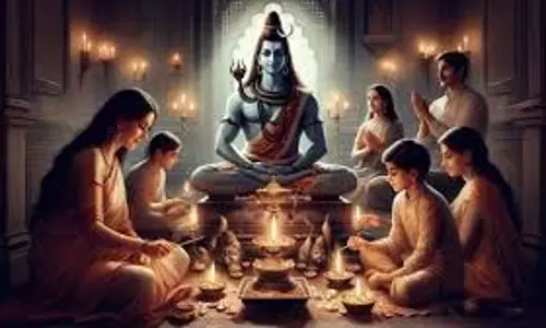 Shani Pradosh Vrat 2025:  शनि प्रदोष व्रत के दिन जरूर पढ़ें ये कथा, दांपत्य जीवन होगा सुखमय