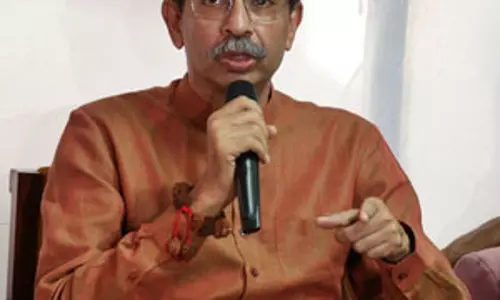 बालासाहेब स्मारक को लेकर क्रेडिट लेने की होड़ में नहीं पड़ना चाहता : उद्धव ठाकरे बालासाहेब स्मारक को लेकर क्रेडिट लेने की होड़ में नहीं पड़ना चाहता : उद्धव ठाकरे