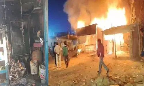 Panipat: रंजिश के चलते चाय की दुकान में  लगाई आग