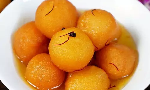 Moong Dal Ras Vada: जब भी मौका मिले जरूर ट्राई करें