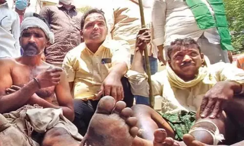 Telangana: मुख्यमंत्री रेवंत रेड्डी ने उत्थान के लिए काम करने का संकल्प लिया Telangana: मुख्यमंत्री रेवंत रेड्डी ने उत्थान के लिए काम करने का संकल्प लिया